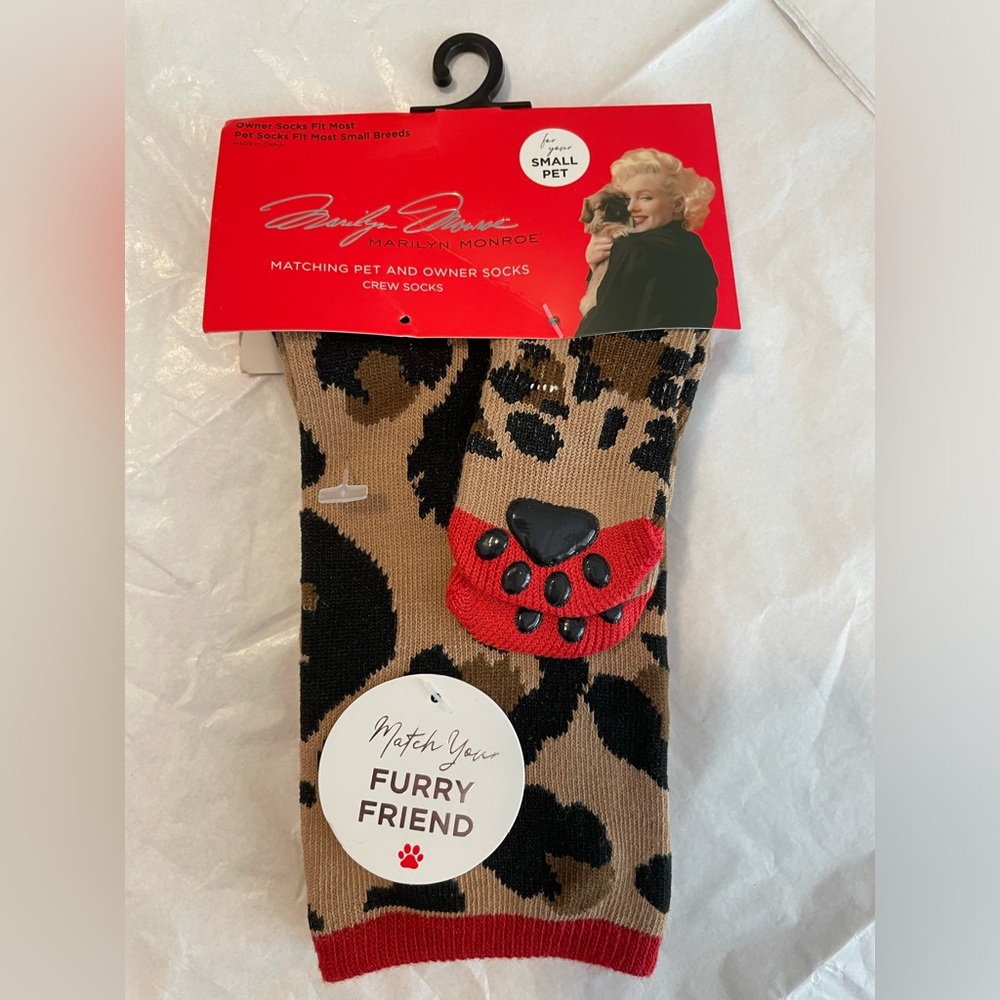 NWT Marylin Monroe Matching Leopard Print Small Pet and Owner Socks